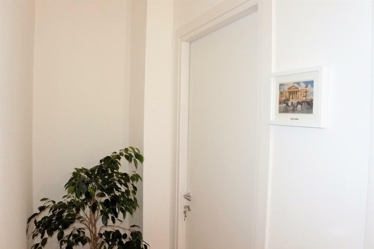 B&B Noto Politeama Палермо Екстер'єр фото